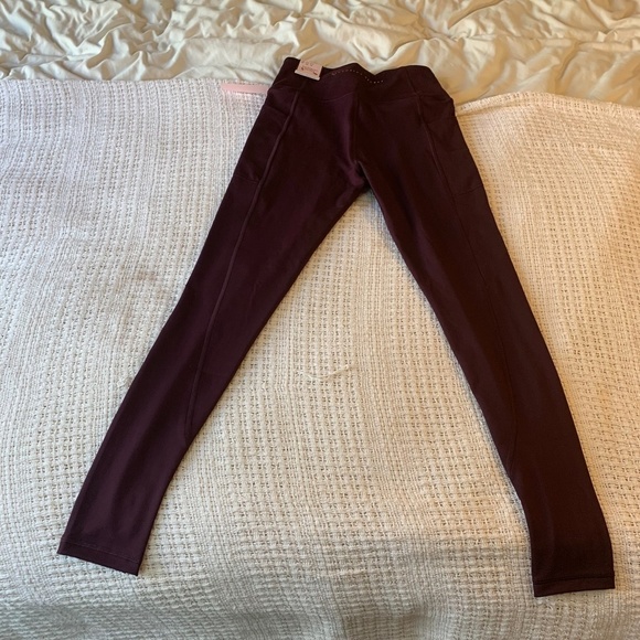 Victoria's Secret Incredible Essential Legging New With Tags 6 Regular (1276) - Picture 4 of 11